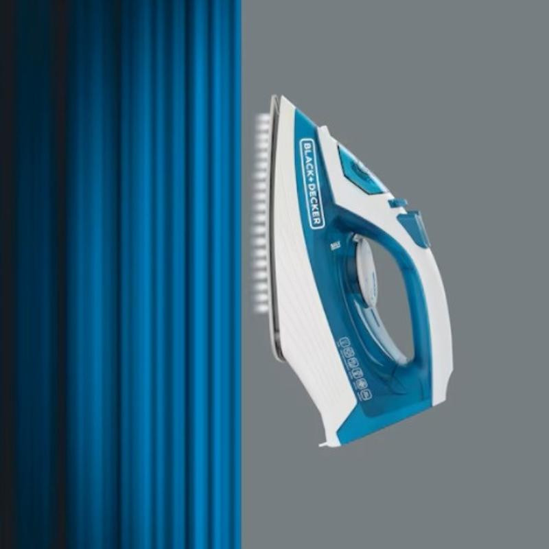Black and Decker Steam Iron 1600W with Ceramic Soleplate X1575-B5